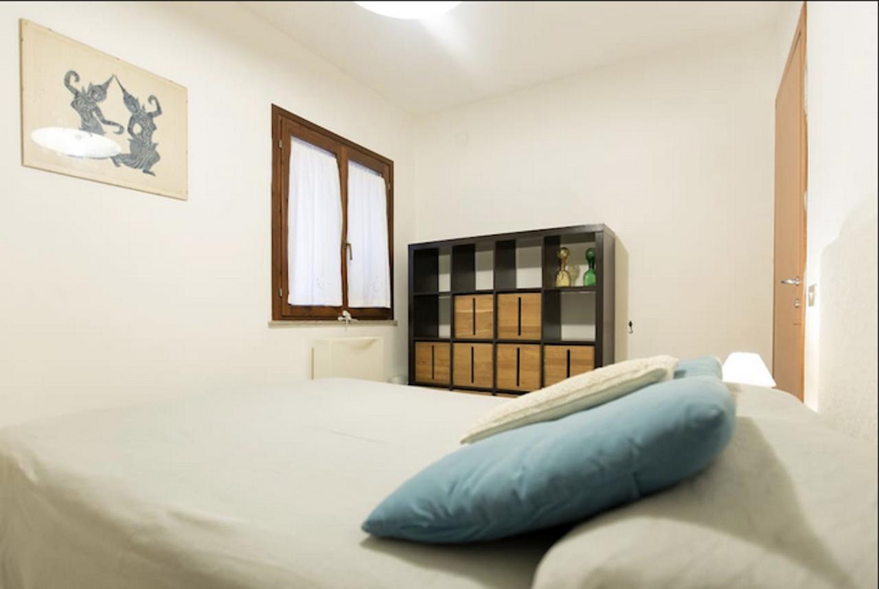 Graziosa Dependance Villa สตินติโน ห้อง รูปภาพ